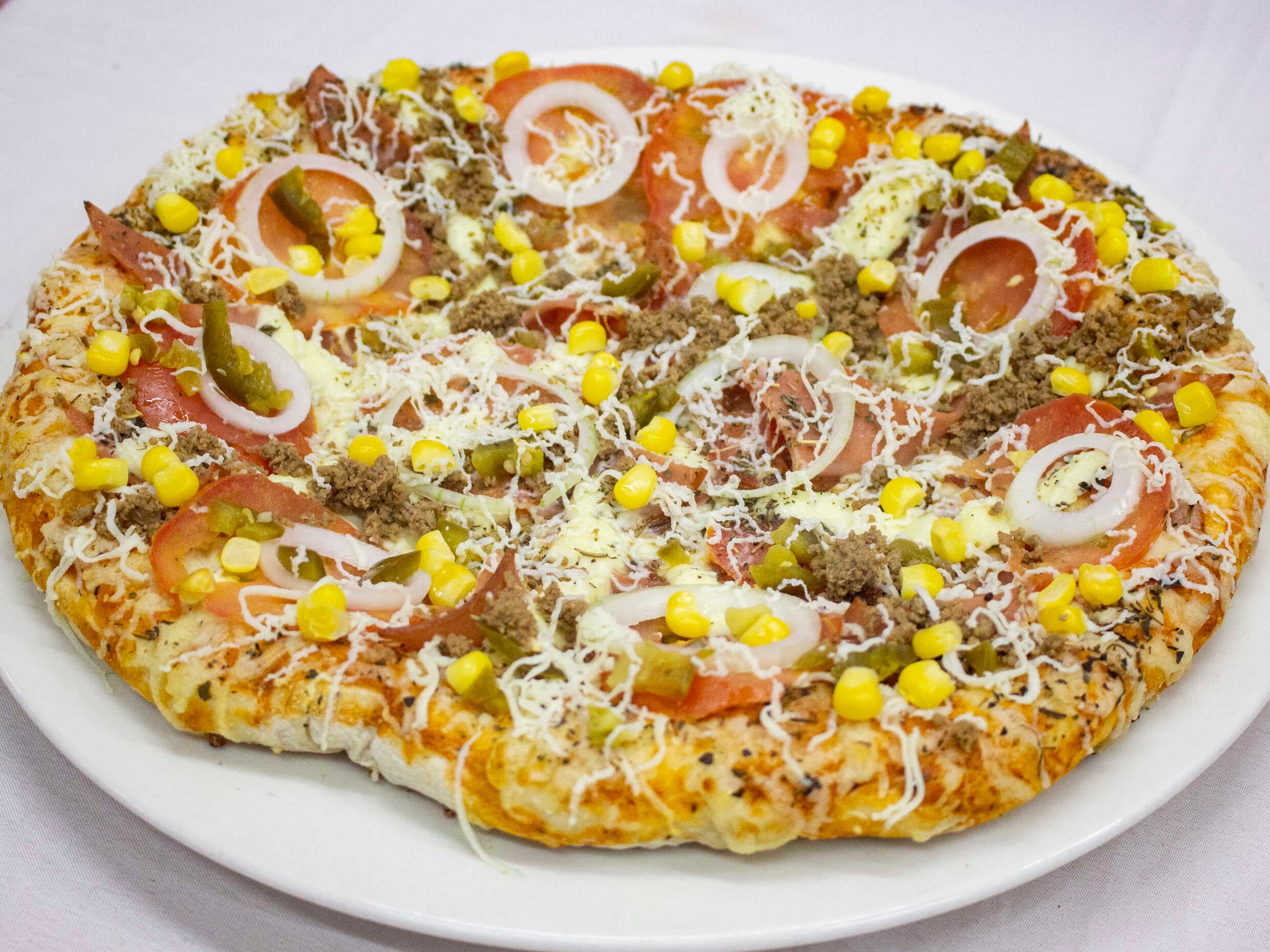 Pizza Familiar 12 Porciones Masa Tradicional