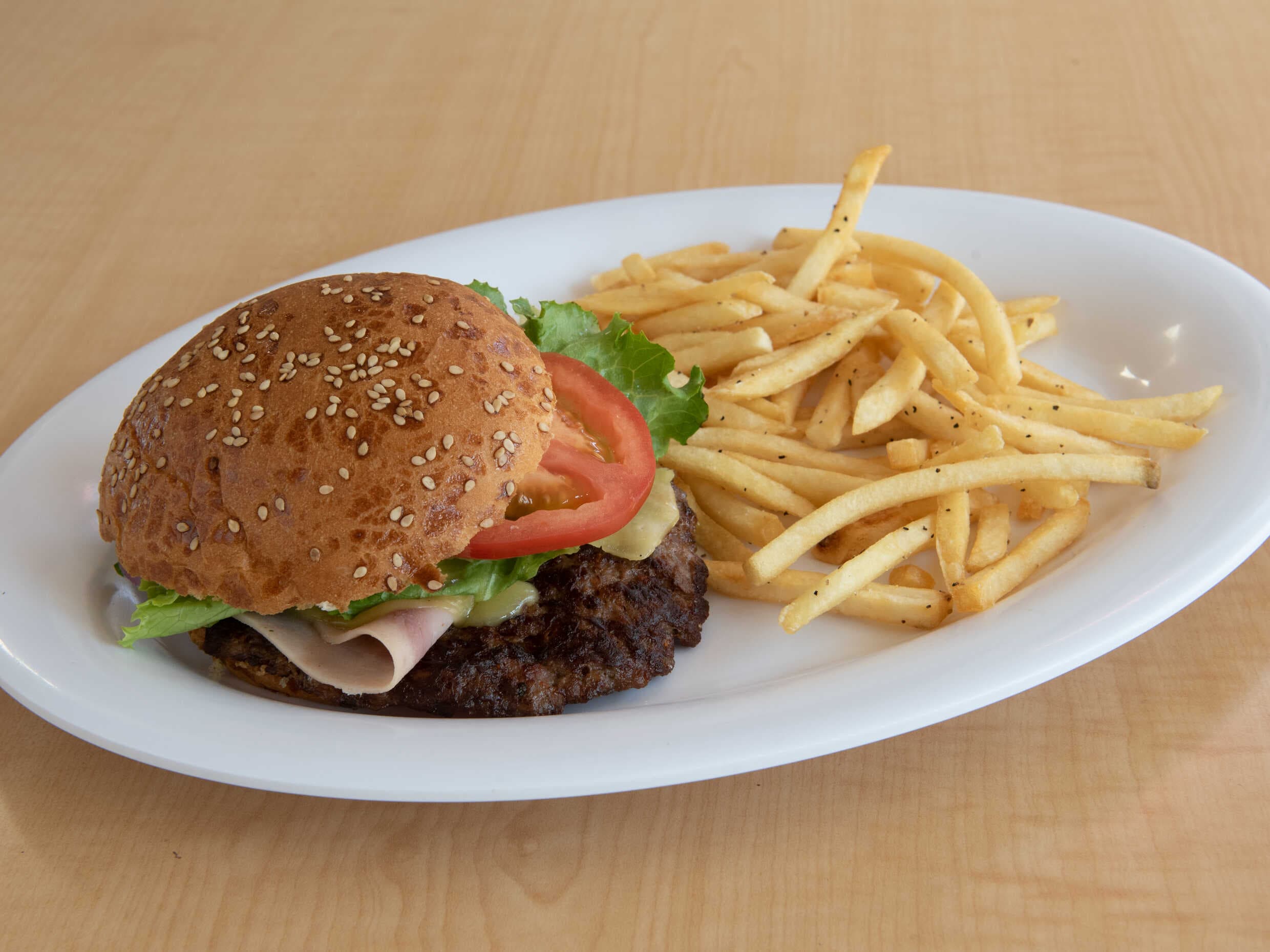 2 Hamburguesa de Res y papas