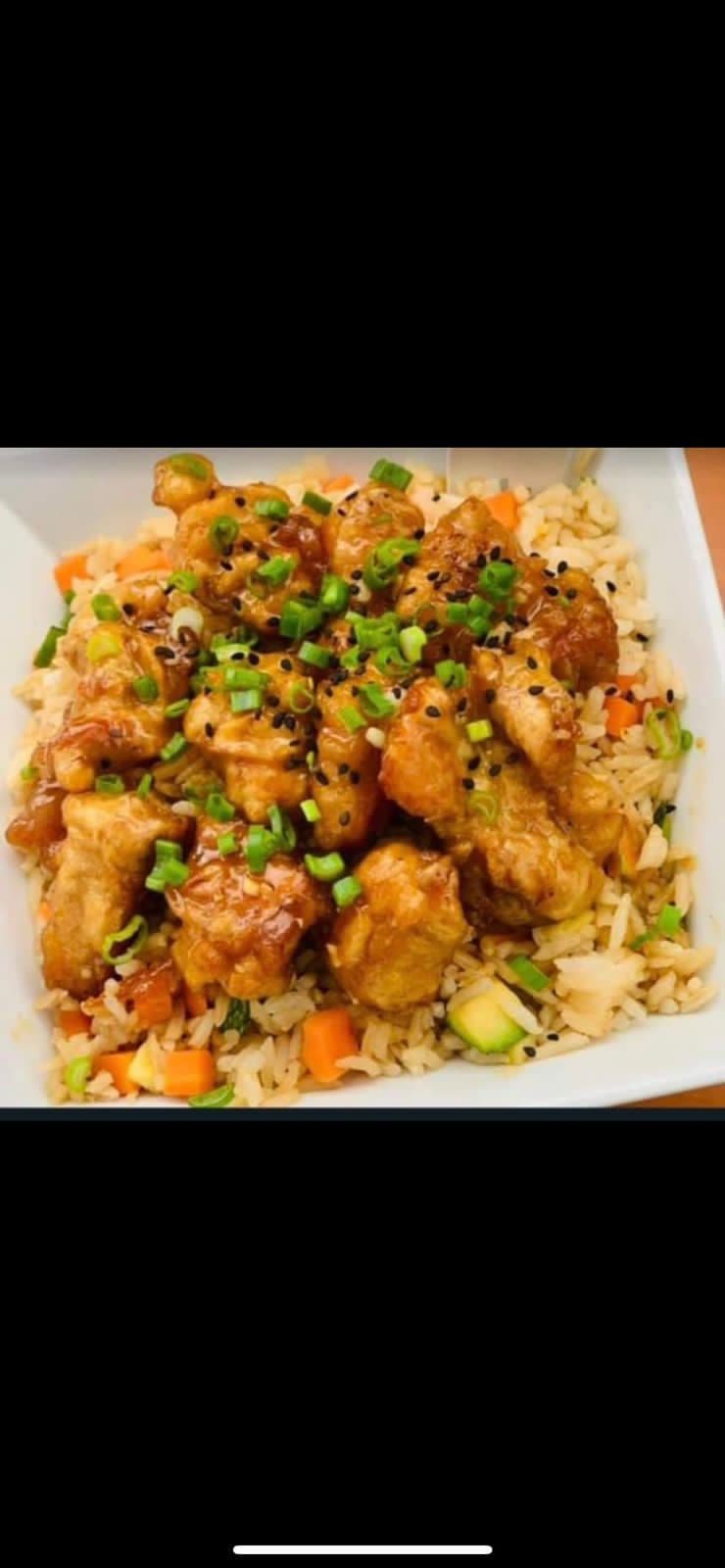1/2 Kani Maki + 1/2 2 Quesos + Pollo a la Naranja