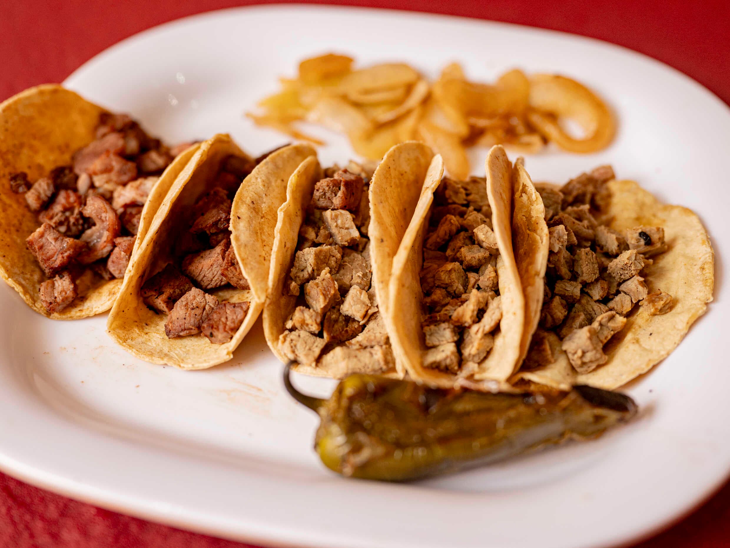 Taco de Asada 5 Pzas