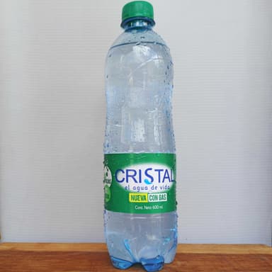Agua con gas