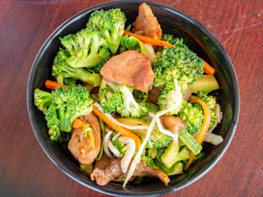 BROCOLI CON CARNE