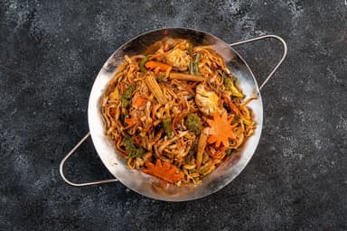 Lo Mein con Vegetales
