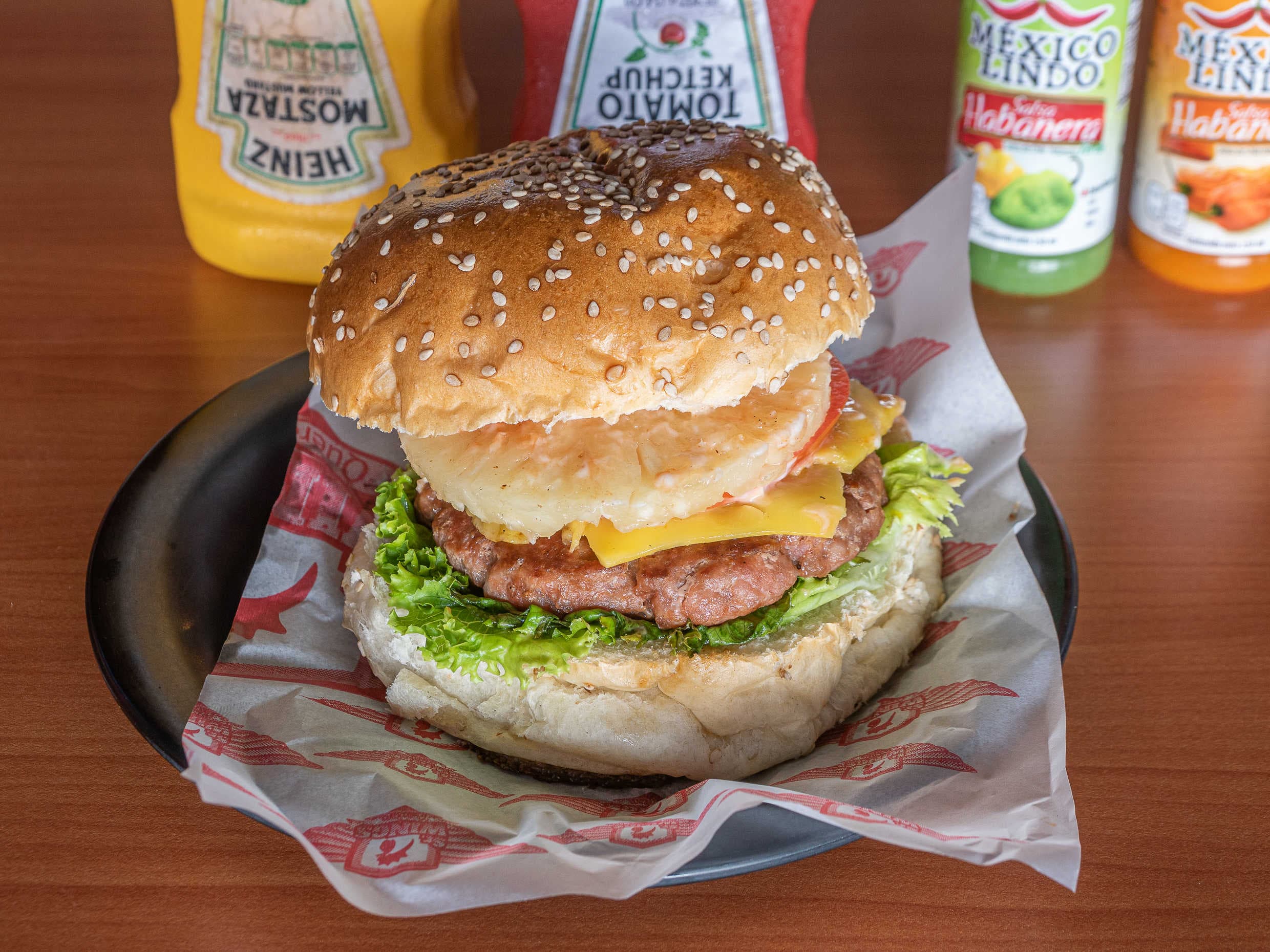 HAMBURGUESA DE RES HAWAIANA