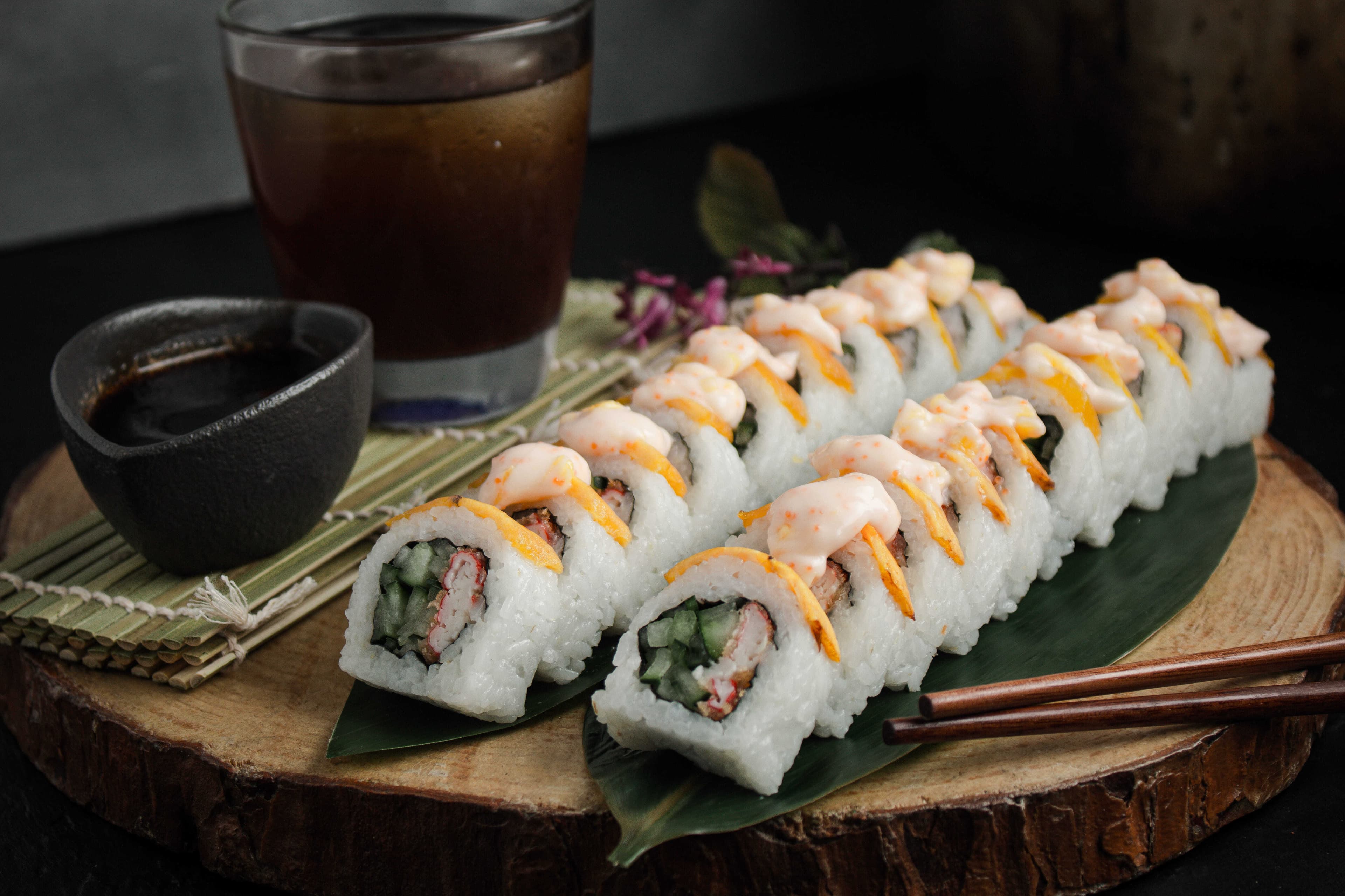 24 Bocados de Sushi