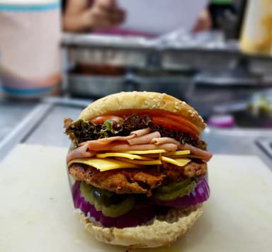 Hamburguesa Clásica
