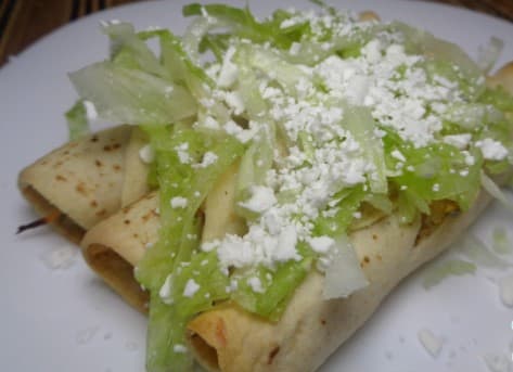 Flautas Carne Deshebrada