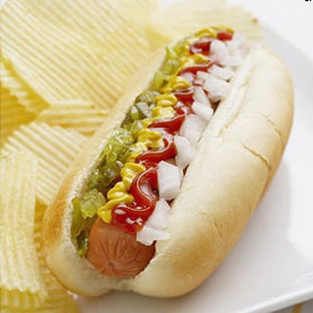 Hot Dog con Queso y Tocino