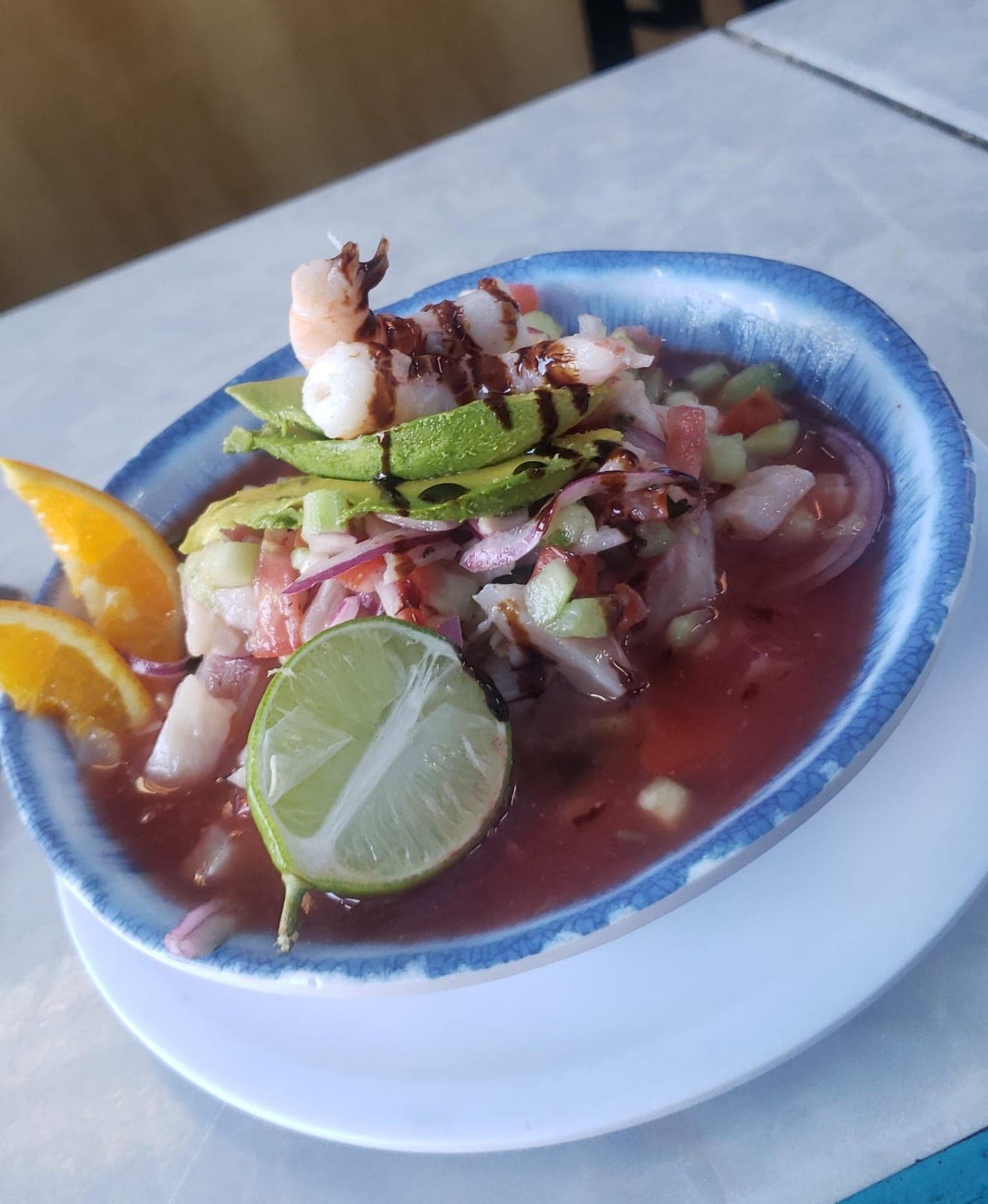 Tostada Ceviche Pescado Volteada