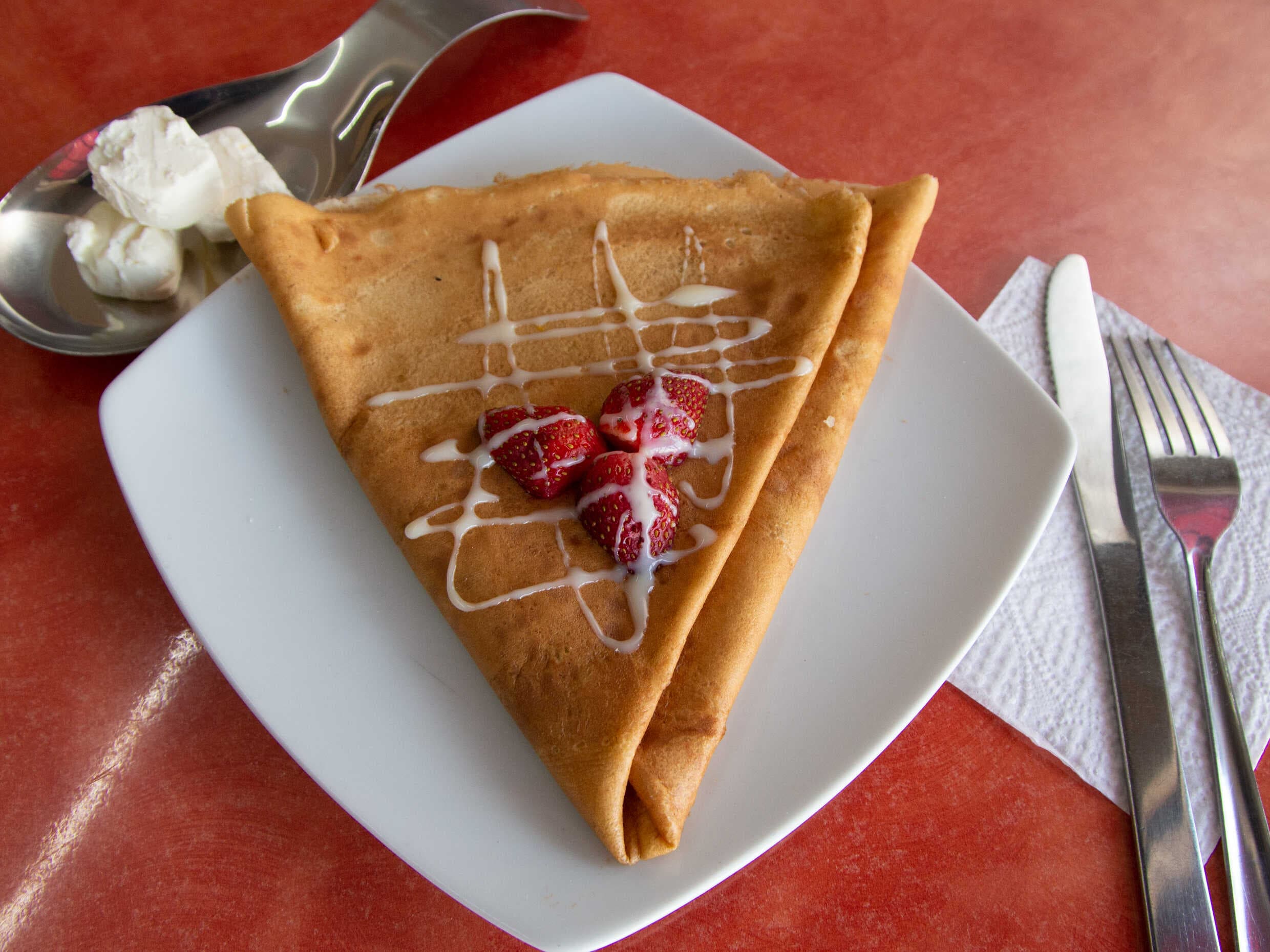 Crepa Especial Queso Philadelphia Fresas y Lechera