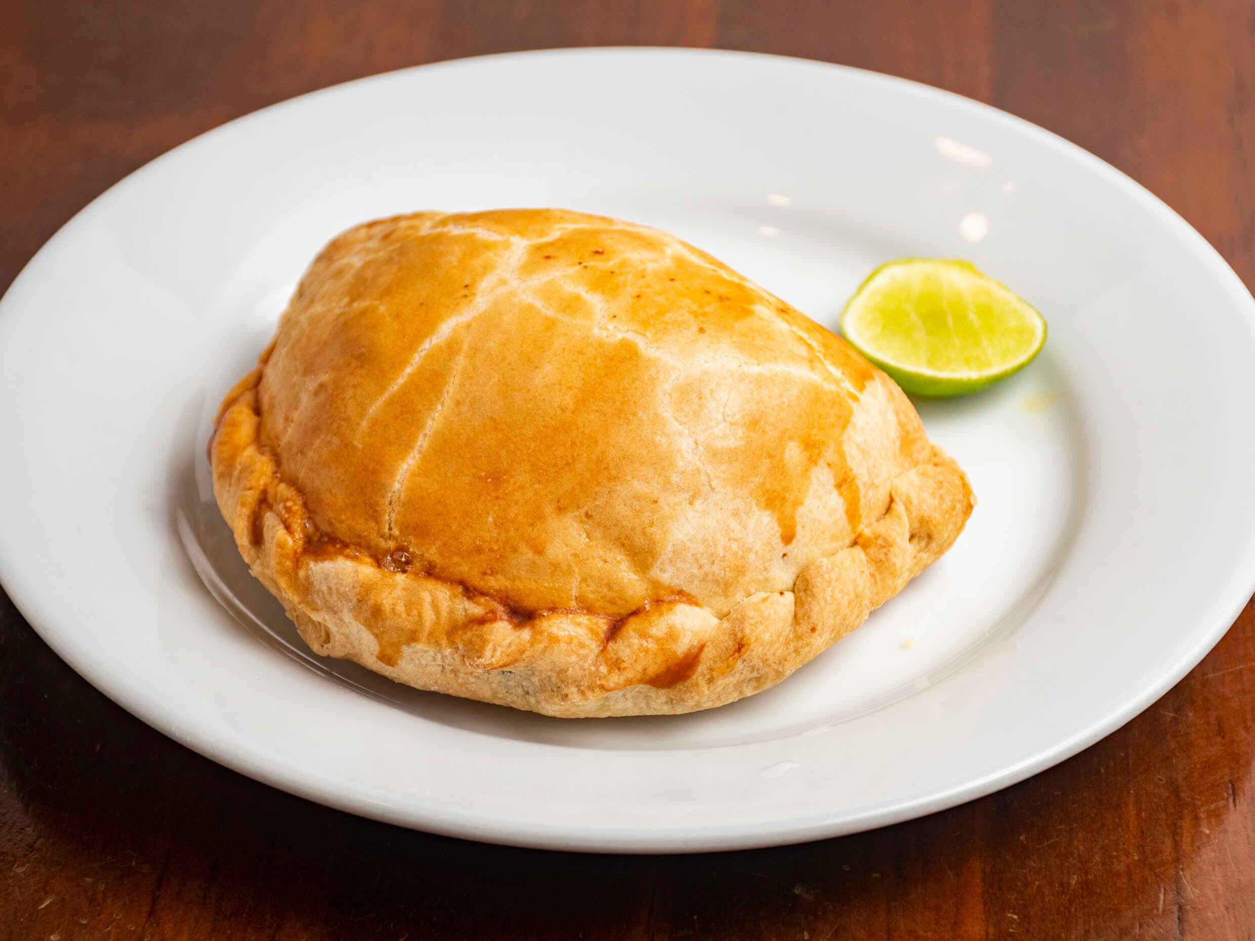 Empanada de Pollo 1 Porción