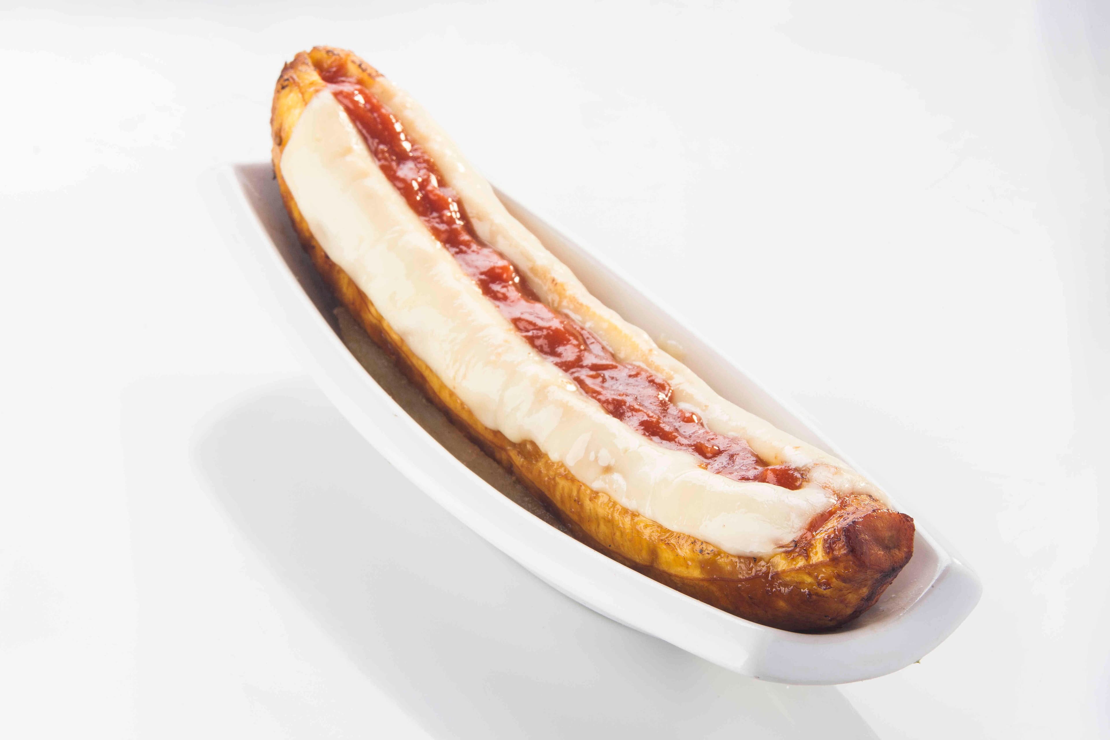 Plátano con queso y bocadillo