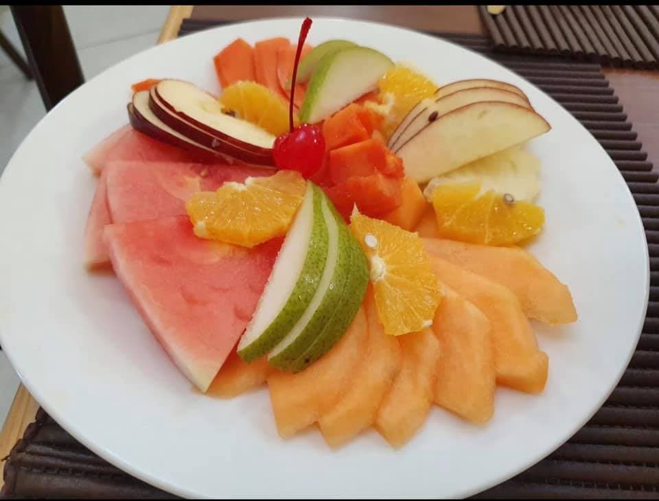 Plato de Fruta de Temporada