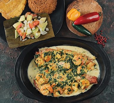 Trucha Gratinada con Camarones