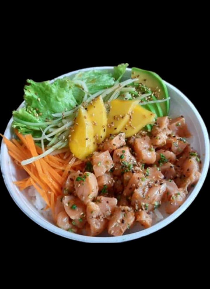 Poke de Salmón.