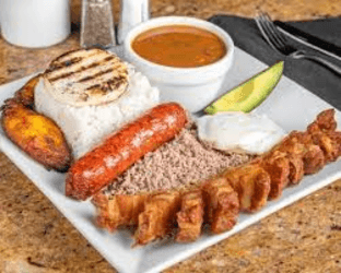 Bandeja Típica Montañera