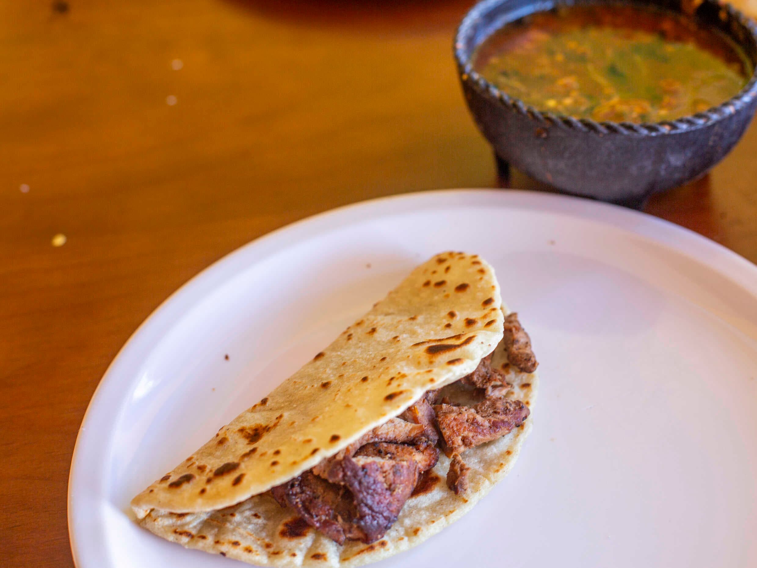 Quesadilla con Bistec (Promo Lunes y Martes)