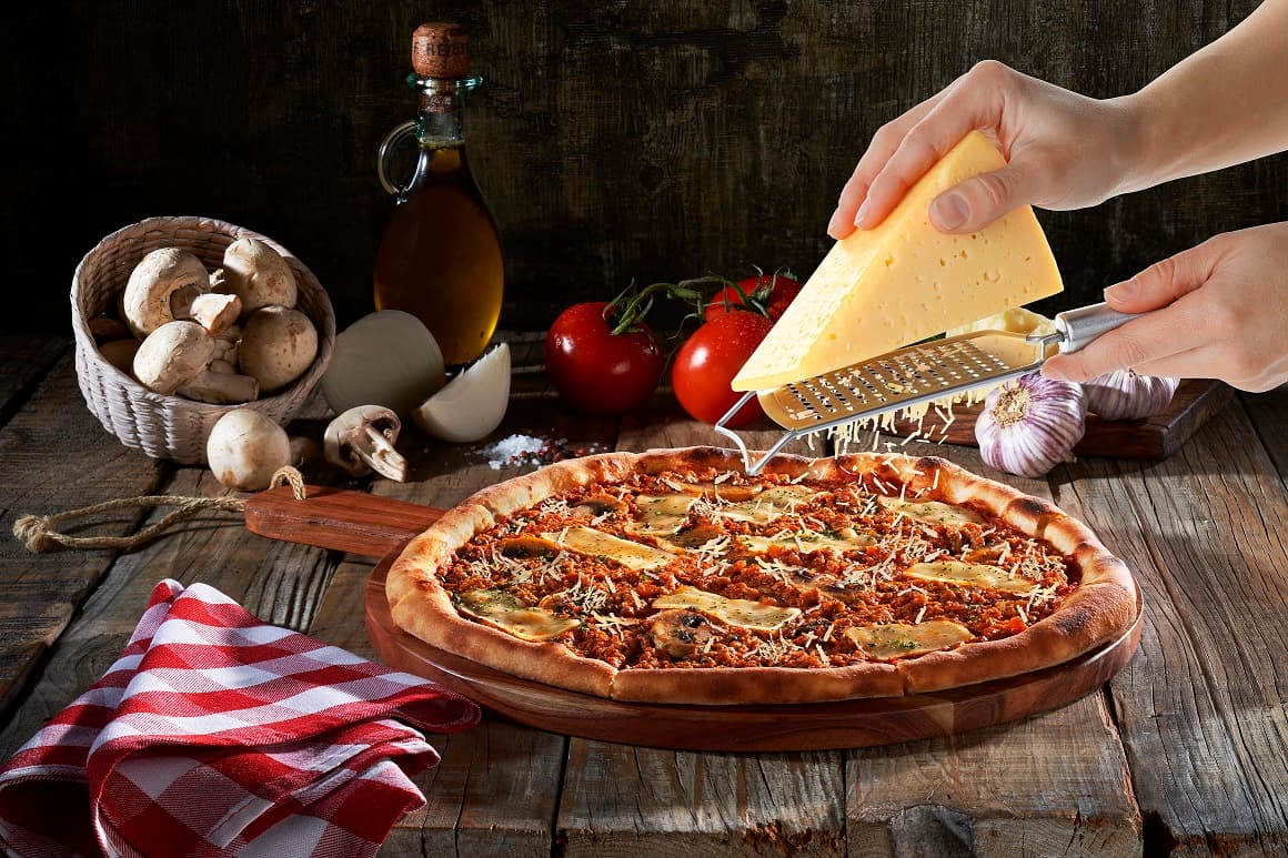 Pizza Bolognesa
