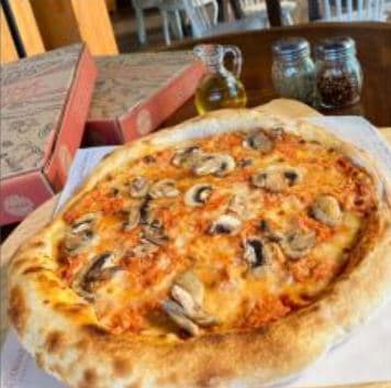 Pizza Pollo y Champiñones
