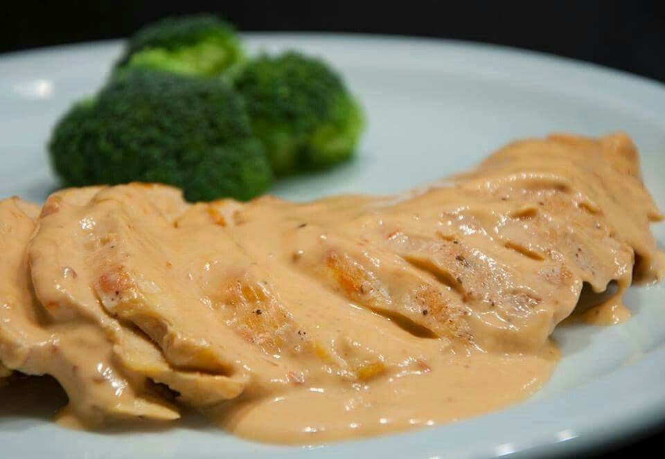 Pollo en Crema Chipotle