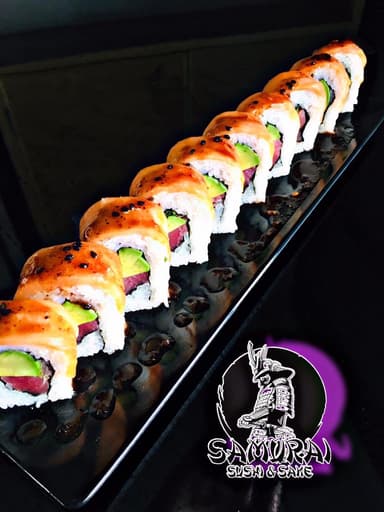 SALMON ROLL