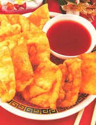 Wantan Frito con Salsa Agridulce