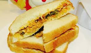 Club Sándwich con Papas a la Francesa
