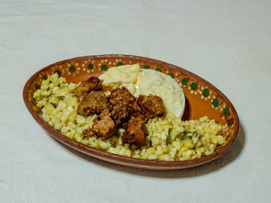 Esquite de costilla al chiltepil (frito)