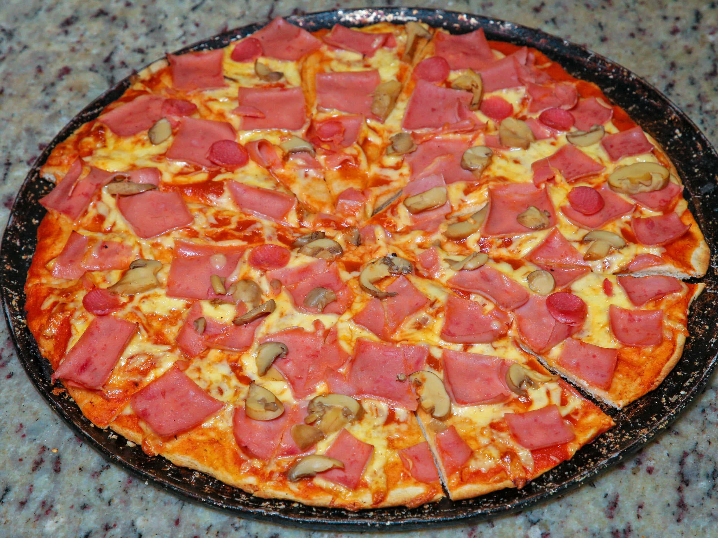 Pizza Familiar Jamón y Champiñón