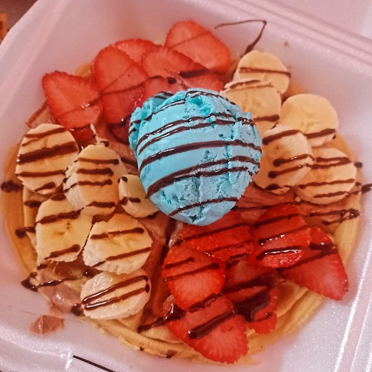 Waffle con Nutella y Helado