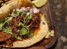 Orden de 3 Tacos de Birria