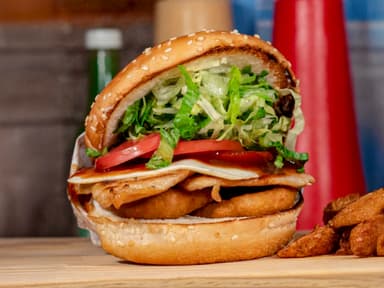 Pollo Bbq Con Papas En Gajo