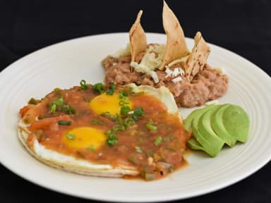 Huevos Montados Rancheros