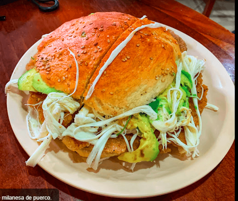 Cemita de Milanesa de Cerdo