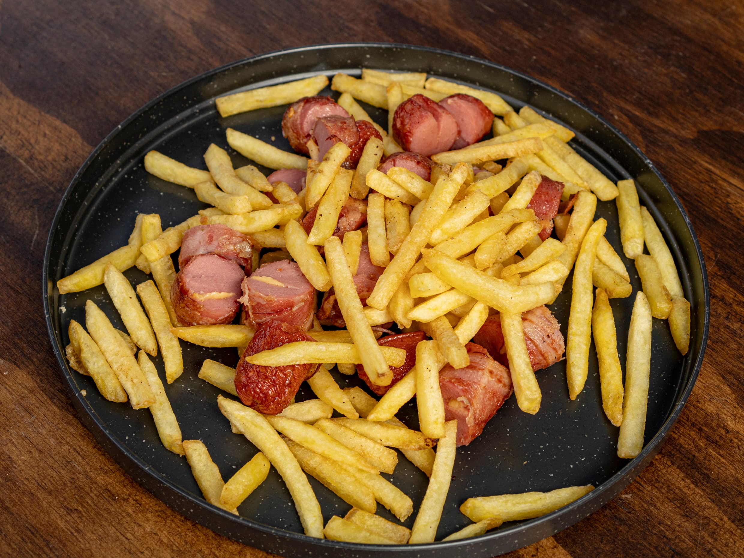 Salchipapas