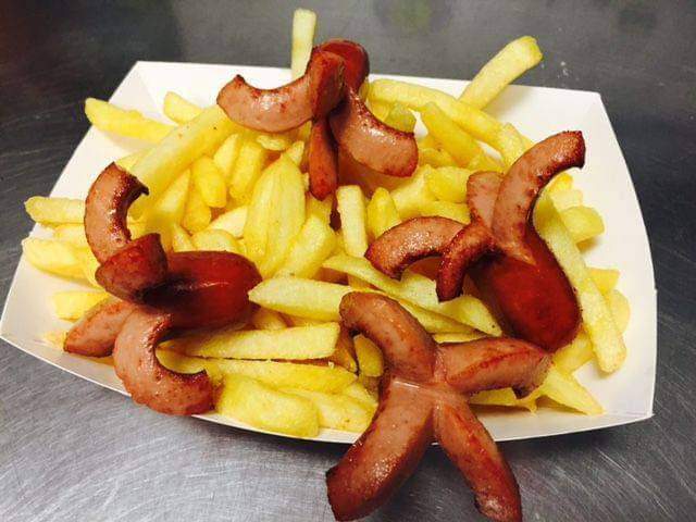 Orden de Papas con Salchipulpos