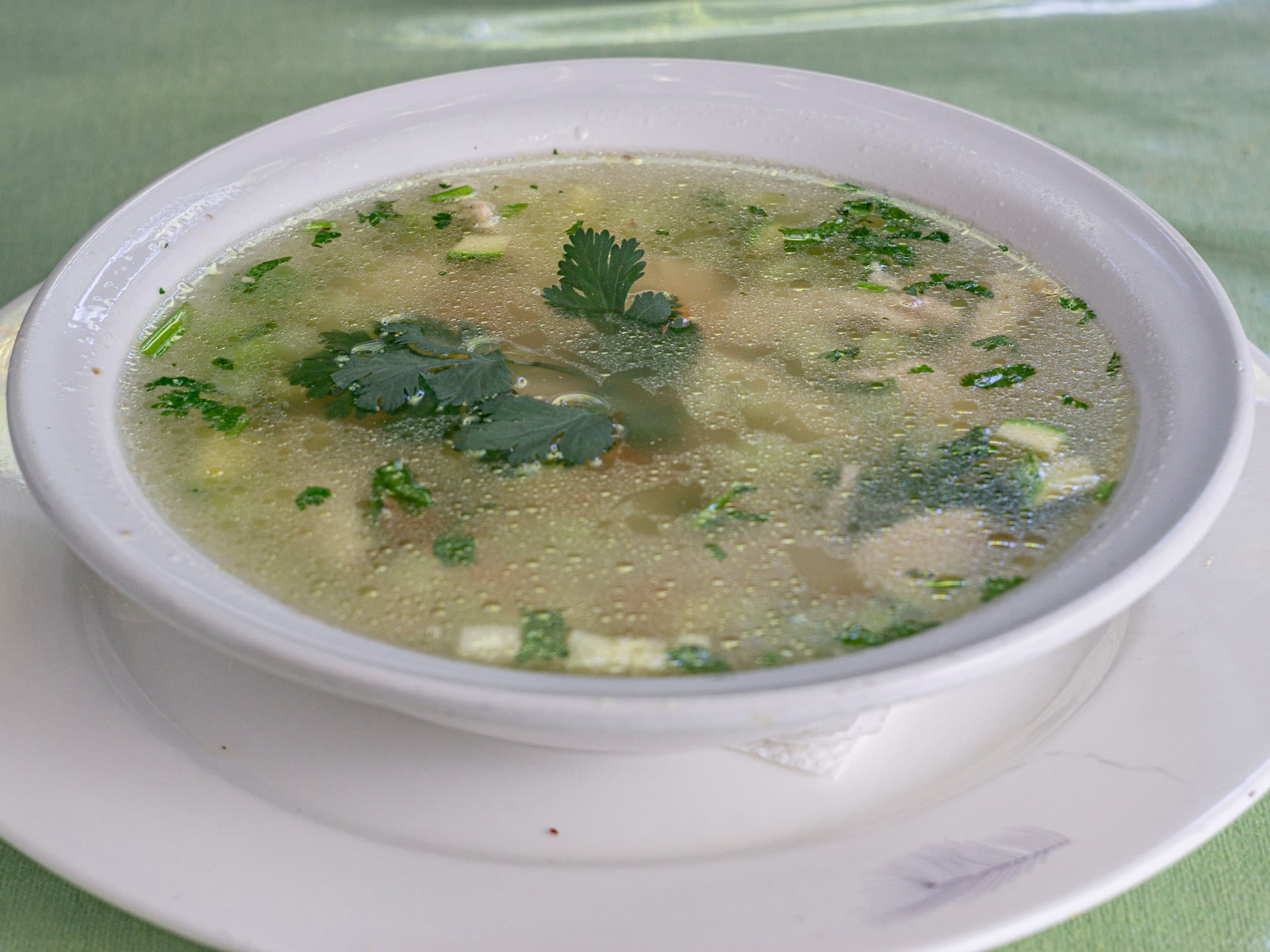 Caldo de Pollo