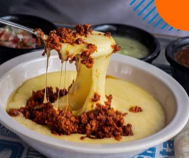 QUESO FUNDIDO DE LONGANIZA
