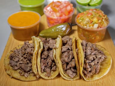 Tacos de Bistec Maíz (4 Pzas.)