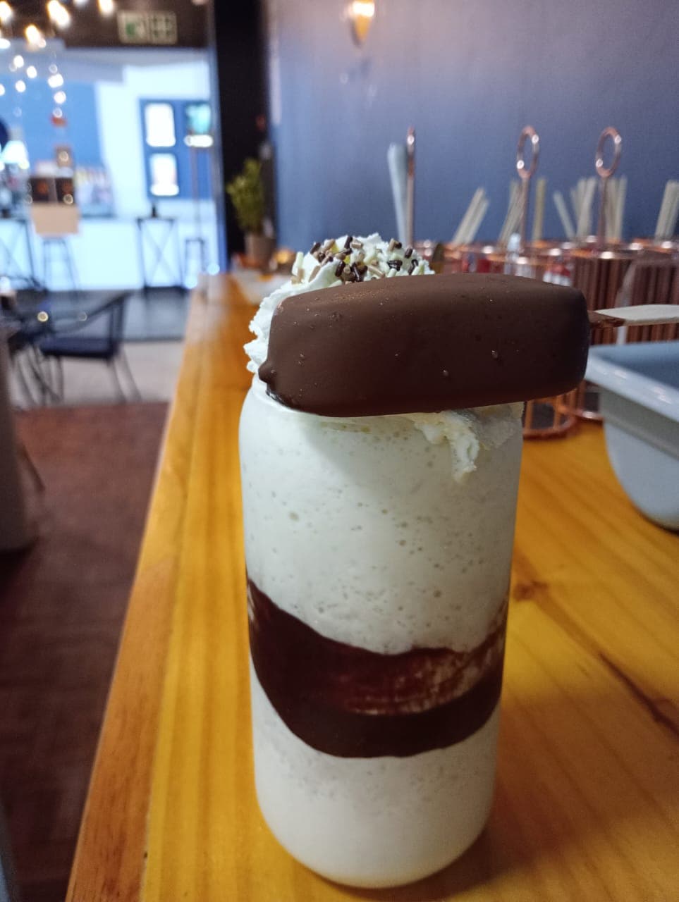 MAGNUM