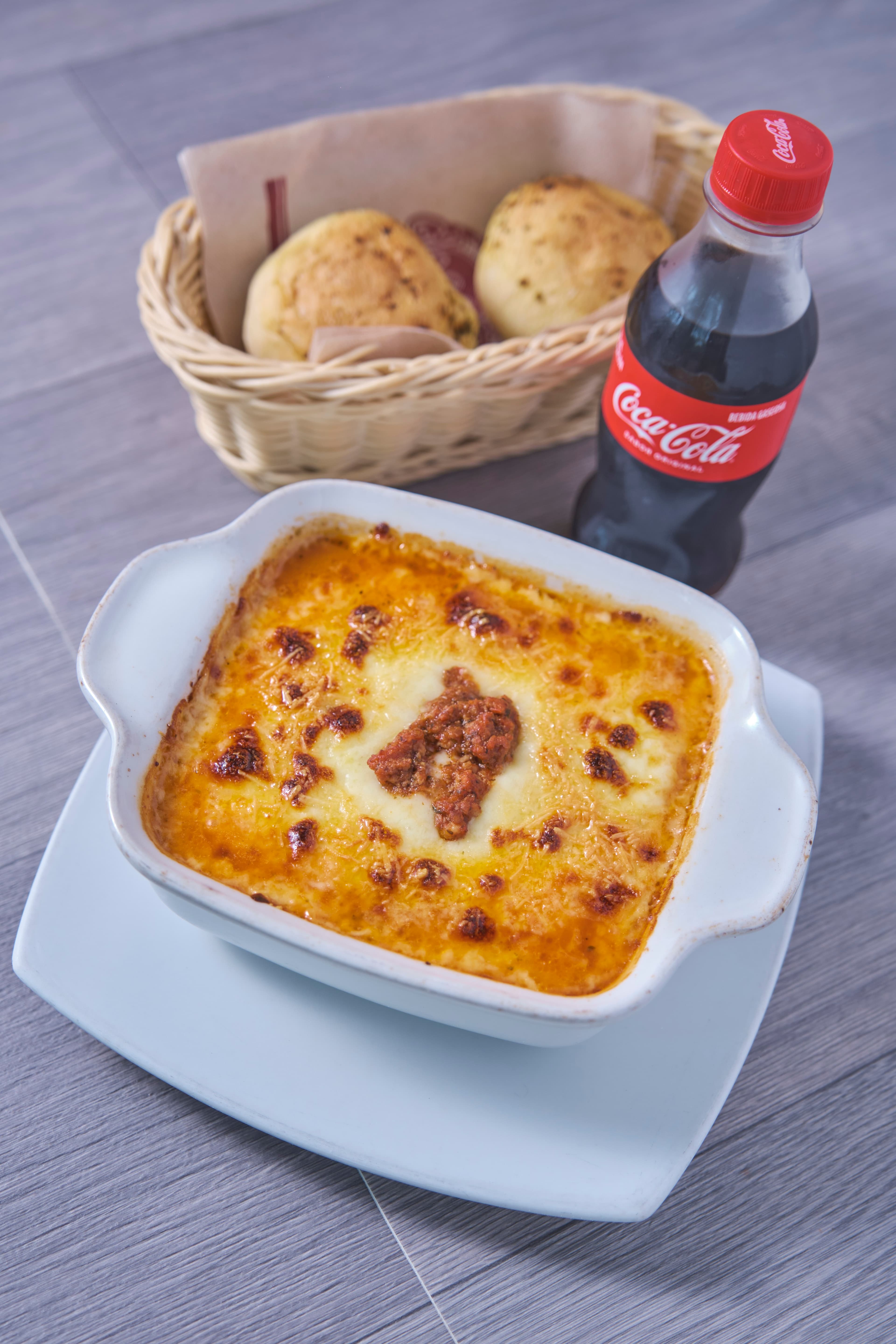 Combo Lasagna Boloñesa + Bebida