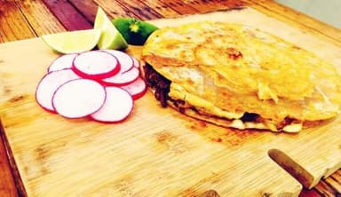 Quesabirria Doble de Harina