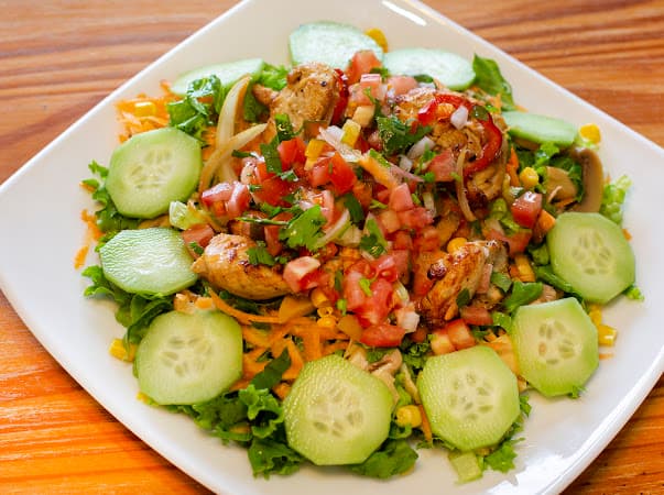 Ensalada con Proteína
