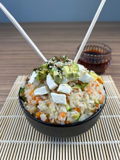 Arroz Yakimeshi Pollo