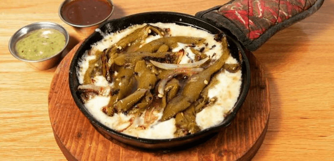 Queso Fundido con Champiñones