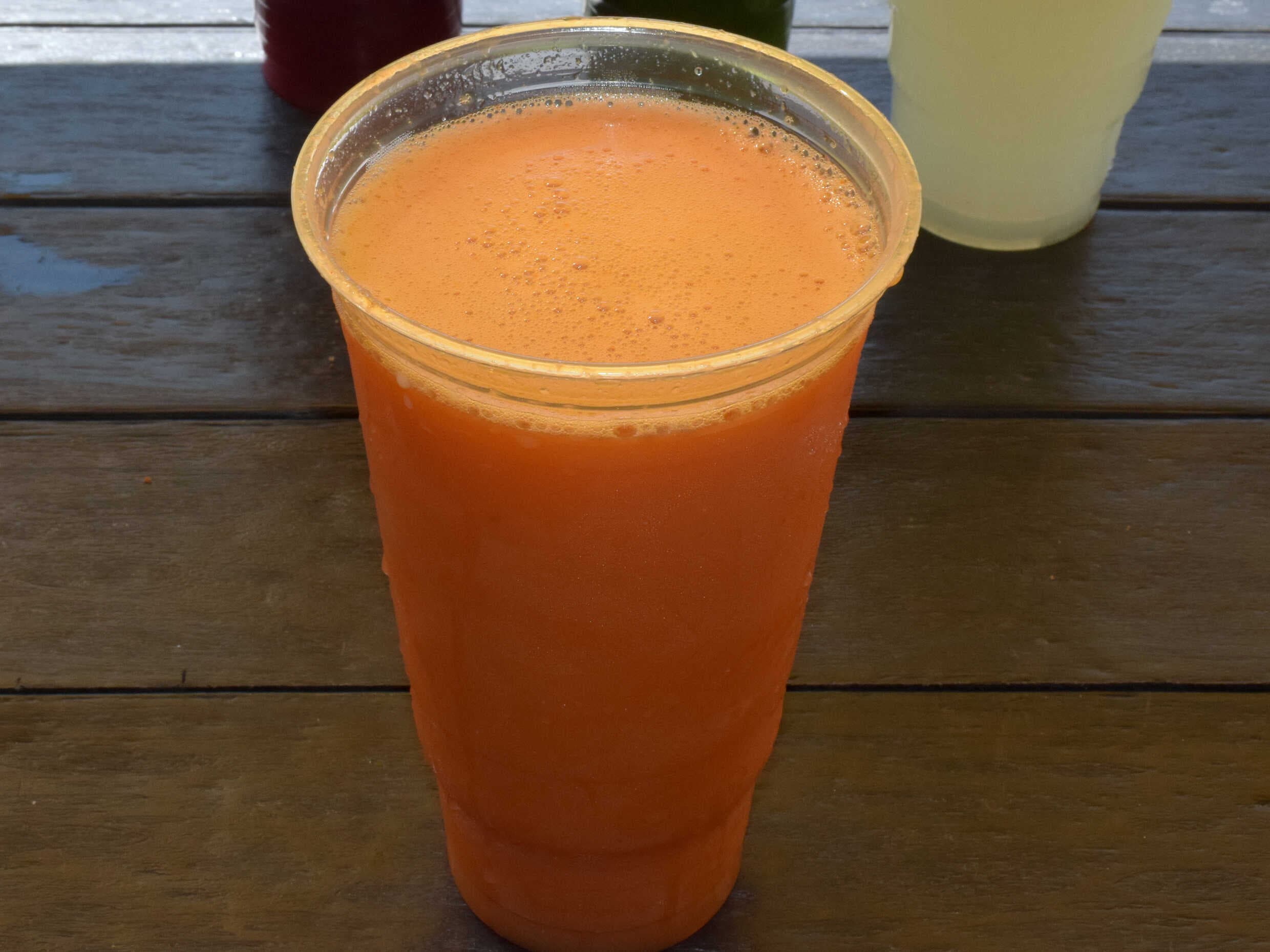 Naranja, Zanahoria, Apio y Piña
