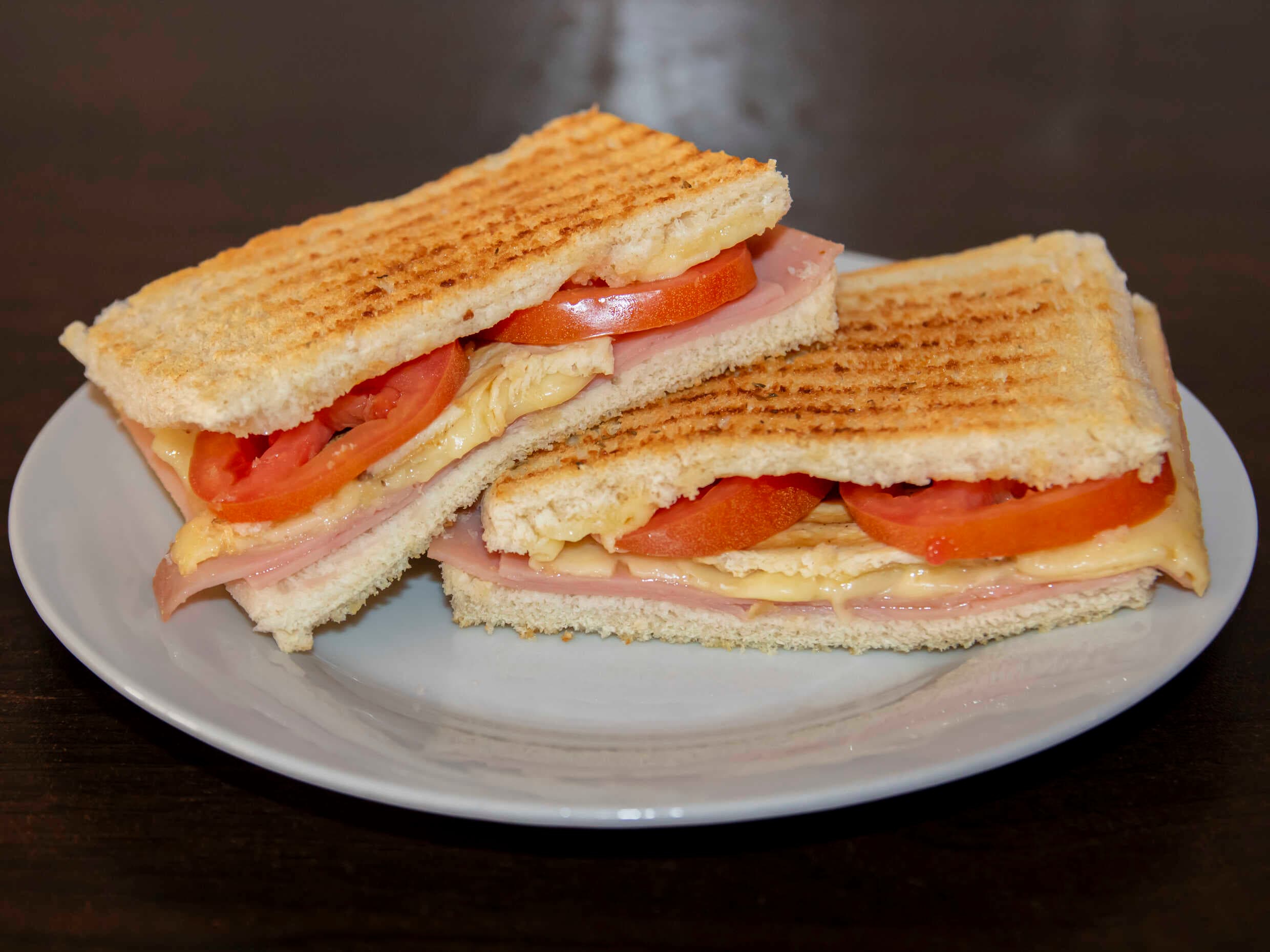 Sándwich Pollo Mixto