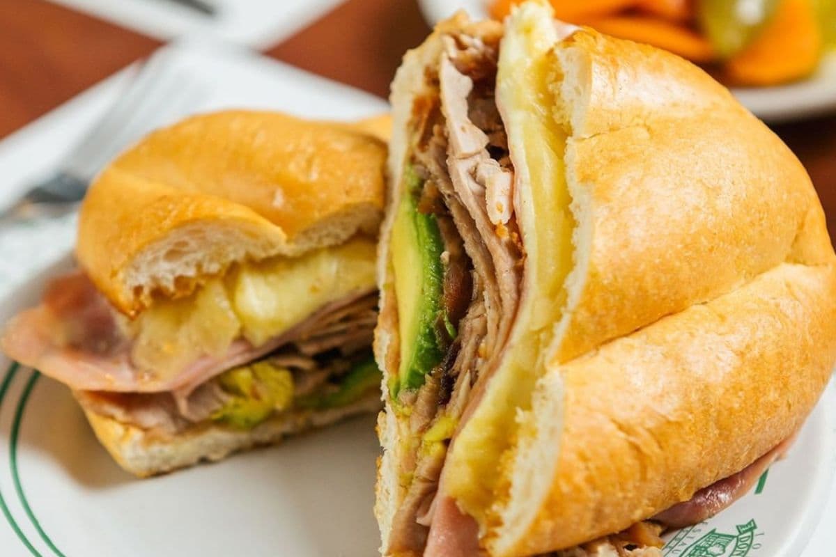 Torta de Hawaiana