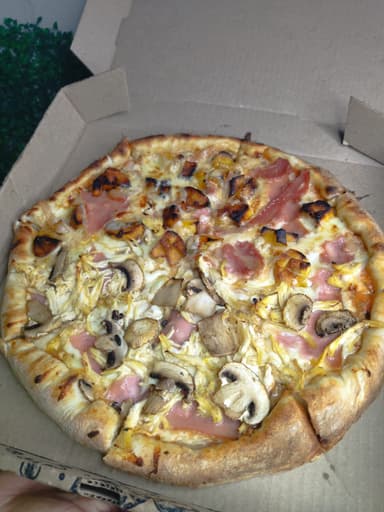 Pizza Champipollo Personal 4 Porciones