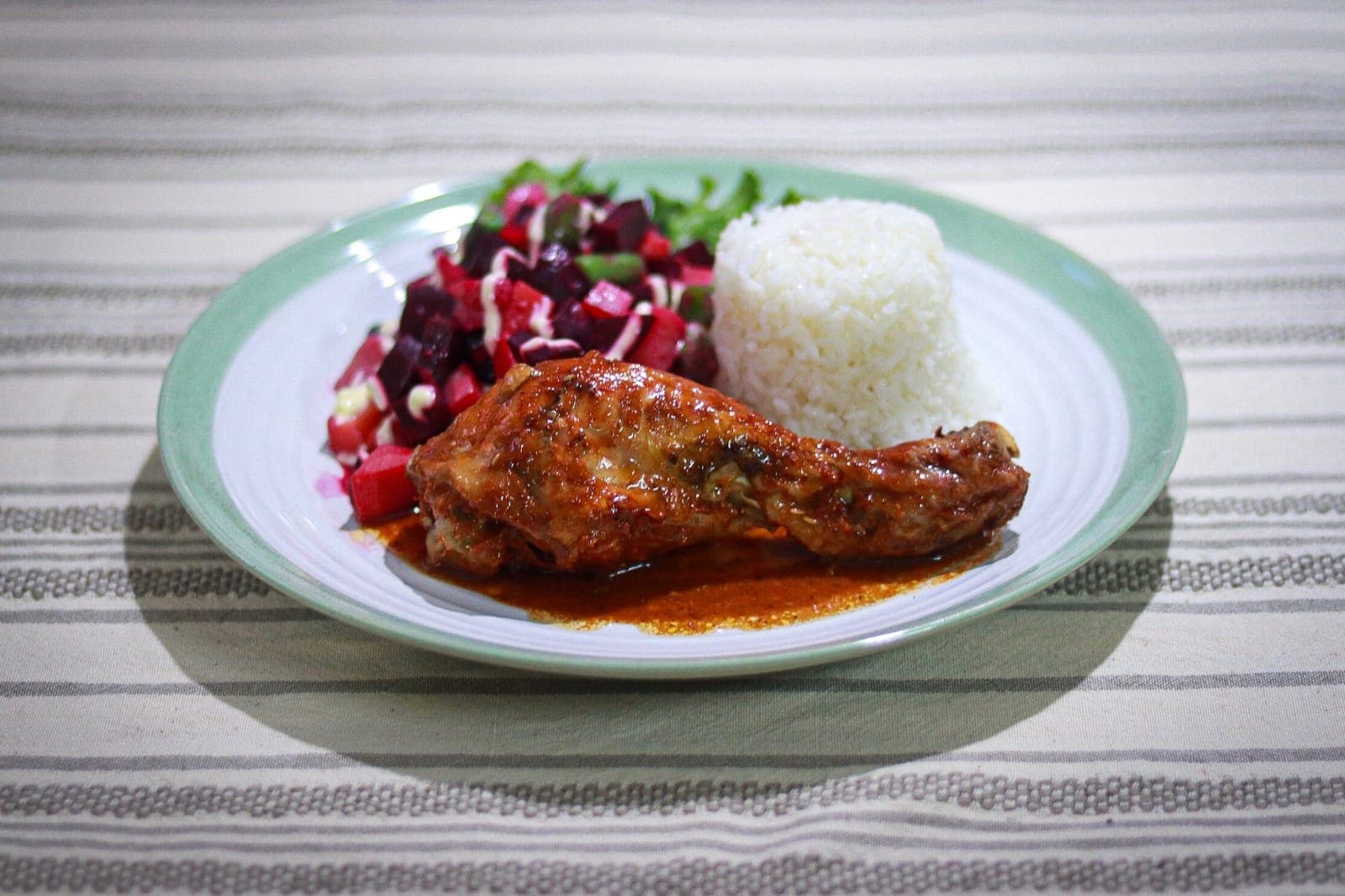 Pollo al Horno con Ensalada